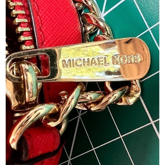Michael Kors Med Red Leather Jet Set Crossbody Bag Butterfly Embellished Purse - Picture 7 of 11